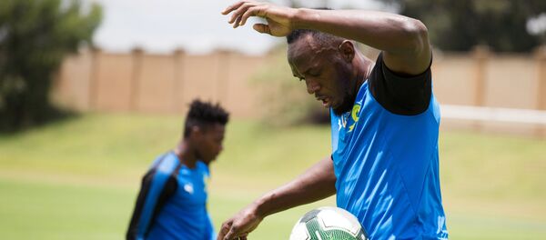 Usain Bolt Mamelodi Sundowns antremanı Johannesburg Güney Afrika - Sputnik Türkiye