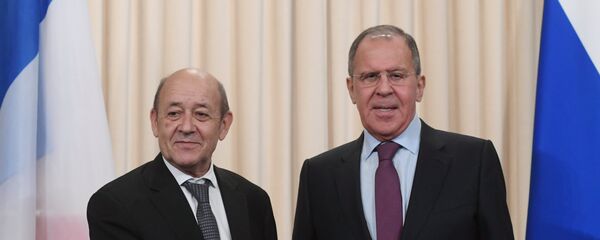 Rusya Dışişleri Bakanı Sergey Lavrov-Fransa Dışişleri Bakanı Jean-Yves Le Drian - Sputnik Türkiye