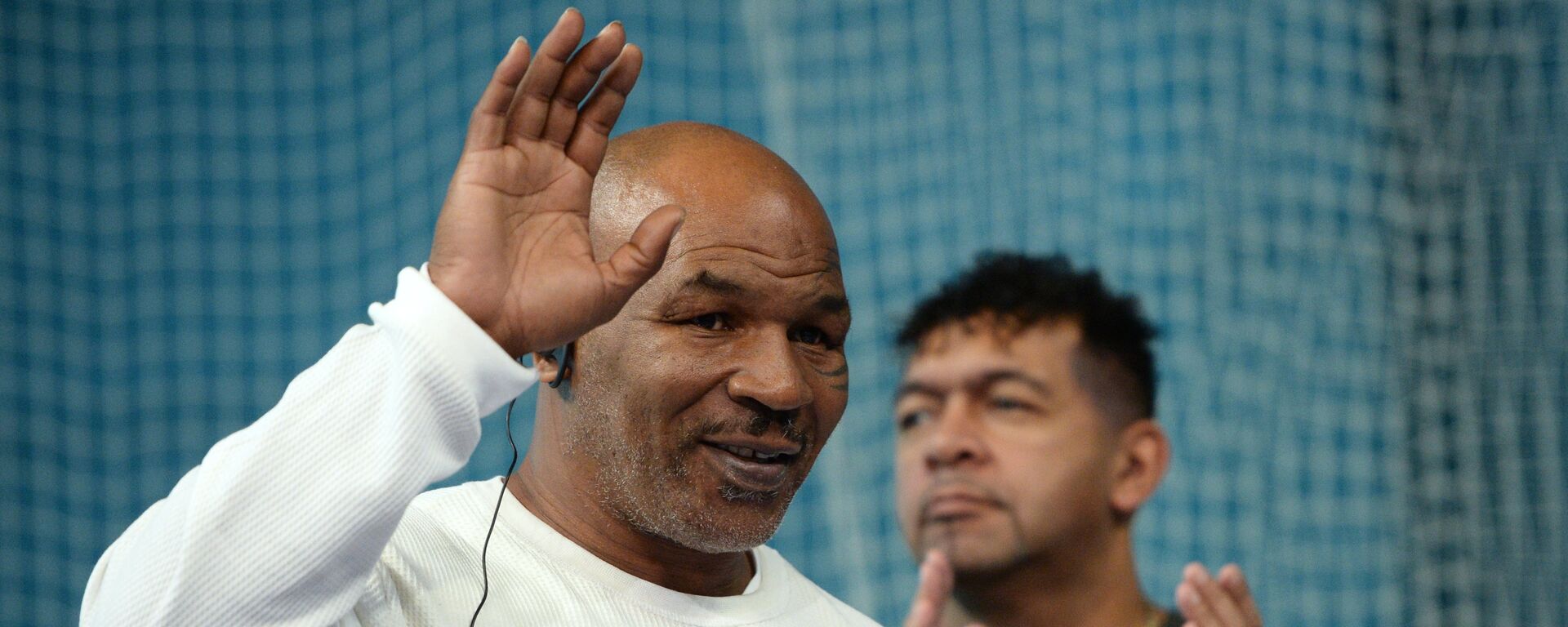 Boxer Mike Tyson during an open boxing master class at the DIVS palace of team sports, Ekaterinburg - Sputnik Türkiye, 1920, 14.11.2024