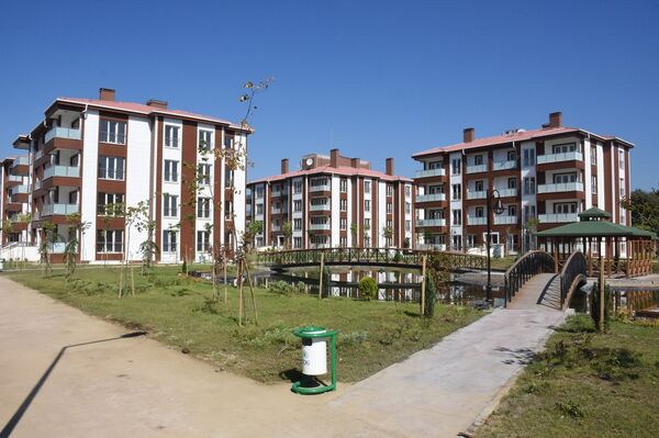 Düzce Belediyesi'ne ait konutlar. - Sputnik Türkiye