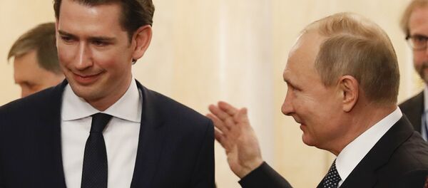 Vladimir Putin Sebastian Kurz Kremlin Moskova - Sputnik Türkiye
