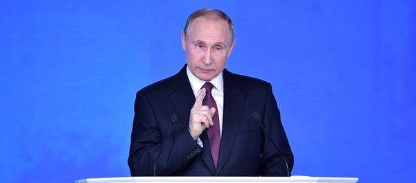Putin, Federal Meclis üyelerine sesleniyor Putin, Federal Meclis üyelerine sesleniyor - Sputnik Türkiye