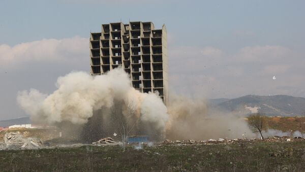 300 kilo dinamitle patlatılan bina yıkılamadı - Sputnik Türkiye