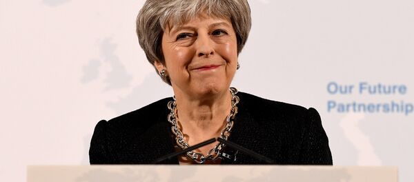 İngiltere Başbakanı Theresa May - Sputnik Türkiye