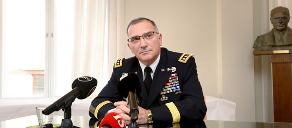 NATO'nun Avrupa Müttefik Kuvvetler Komutanı Orgeneral Curtis Scaparrotti - Sputnik Türkiye