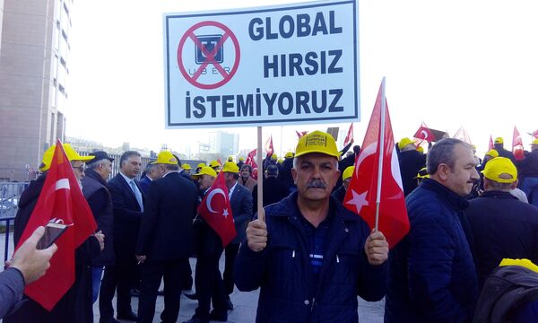 Taksicilerden Uber eylemi: CHP'den destek - Sputnik Türkiye