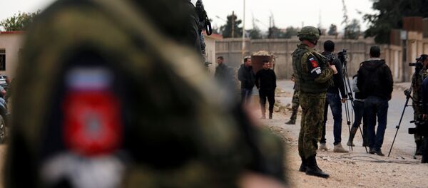 Doğu Guta'daki Rus askerleri Doğu Guta'daki Rus askerleri - Sputnik Türkiye