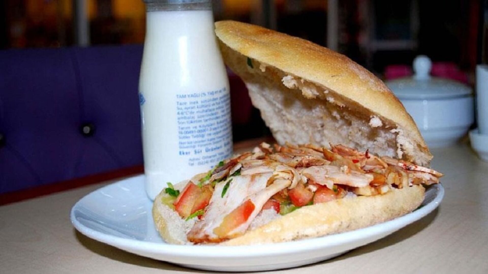 tavuk döner - Sputnik Türkiye, 1920, 14.11.2025