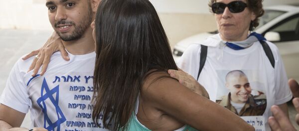 Yaralı Filistinli'yi başından vurarak öldüren İsrail askeri Elor Azaria - Sputnik Türkiye