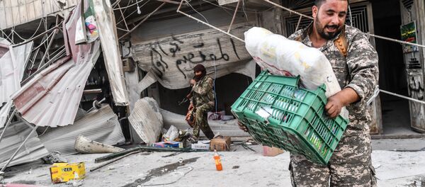 Afrin merkez ÖSO yağma Afrin merkez ÖSO yağma - Sputnik Türkiye