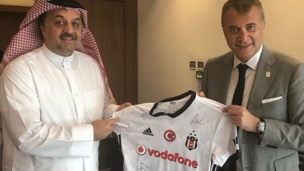 Beşiktaş Başkanı Fikret Orman- Katar Savunma Bakanı Halid bin Mohammed el Atiyye - Sputnik Türkiye