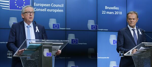 23 Mart 2018, Brüksel, AB zirvesi, Avrupa Komisyonu Başkanı Jean-Claude Juncker, AB Konseyi Başkanı Donald Tusk 23 Mart 2018, Brüksel, AB zirvesi, Avrupa Komisyonu Başkanı Jean-Claude Juncker, AB Konseyi Başkanı Donald Tusk - Sputnik Türkiye
