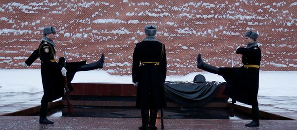 Moskova Kremlin Duvarı Meçhul Asker Anıtı - Sputnik Türkiye