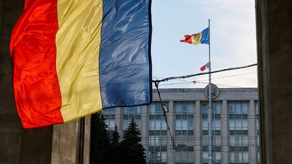 The Moldova's Government building is seen in central Chisinau, Moldova, October 9, 2016 - Sputnik Türkiye