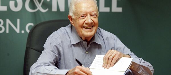 Nobel Barış Ödüllü eski ABD Başkanı Jimmy Carter imza gününde - Sputnik Türkiye