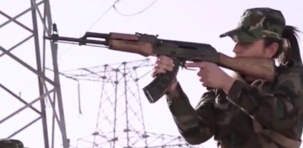 Doğu Guta’yı koruyan Suriyeli kadın savaşçıları - Sputnik Türkiye