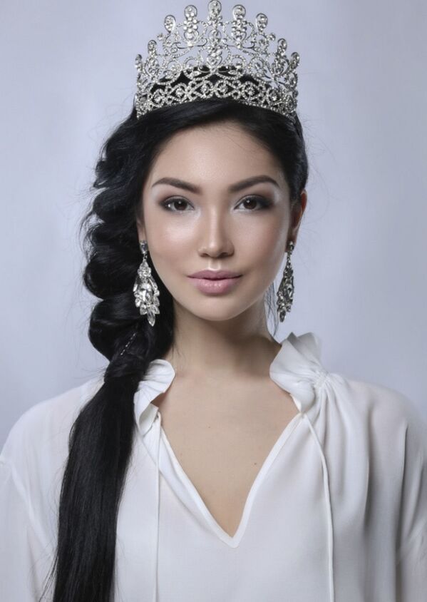 Miss Kazakistan  2018 yarışmacıları - Sputnik Türkiye