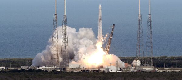 SpaceX kargo kapsülü uzaya fırlatıldı SpaceX kargo kapsülü uzaya fırlatıldı - Sputnik Türkiye