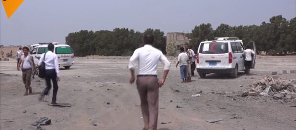 Yemen'de Suudi Arabistan öncülüğündeki hava saldırısında çok sayıda çocuk öldü (VIDEO HABER) - Sputnik Türkiye