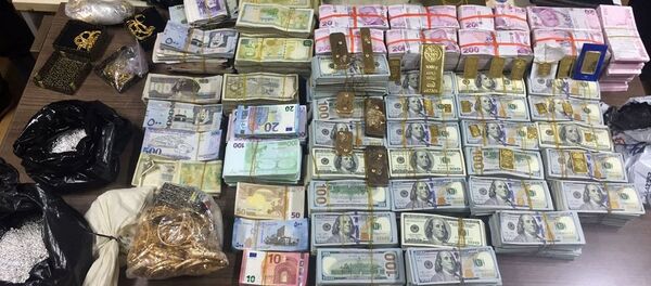 İstanbul'da yakalanan 2 IŞİD'liden servet çıktı - Sputnik Türkiye