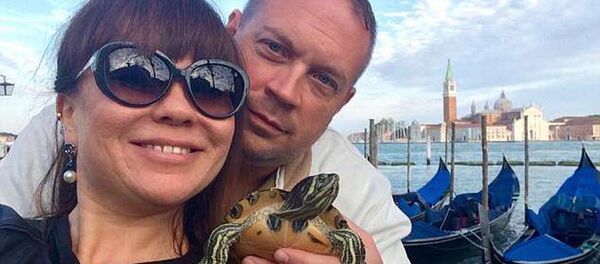 Eski ABD’li subay Bradley Joel Kinser ve Rus eşi Leyla - Sputnik Türkiye