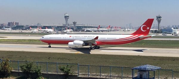 Airbus A340-500 tipi, TC-CAN kuyruk tescilli uçak - Sputnik Türkiye