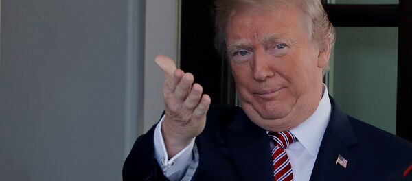 Donald Trump Beyaz Saray'da Katar Emiri'ni ağırlarken 10 Nisan 2018 - Sputnik Türkiye