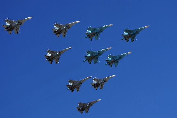 Rusya Hava Kuvvetleri'nin Zafer Günü provası - Sputnik Türkiye