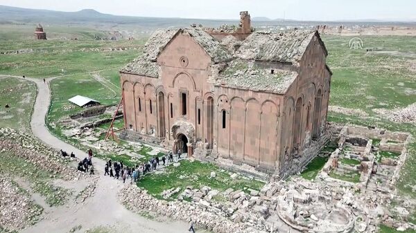 Ani'deki 'Büyük Katedral' restore edilecek - Sputnik Türkiye