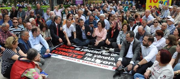 Özgür Özel - Sputnik Türkiye