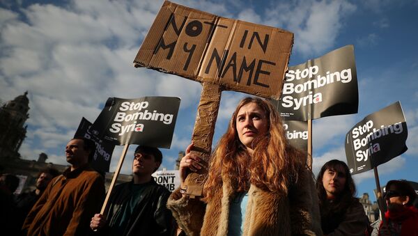 İngiltere'de savaş karşıtı protestolar - Sputnik Türkiye
