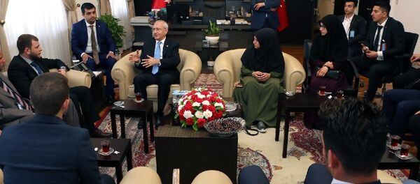 Genç İmam Hatipliler Derneği'nden Kılıçdaroğlu'na ziyaret - Sputnik Türkiye