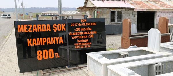 Ölmeden mezar taşını yaptırana yüzde 50 indirim - Sputnik Türkiye
