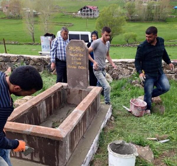 Ölmeden mezar taşını yaptırana yüzde 50 indirim - Sputnik Türkiye