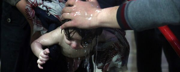 Duma'da kimyasal saldırı provokasyonu videosu - Sputnik Türkiye