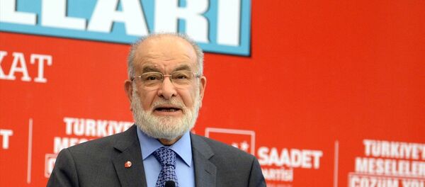 Saadet Partisi Genel Başkanı Temel Karamollaoğlu - Sputnik Türkiye