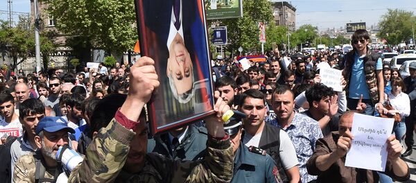 Erivan'daki gösteriler - Sputnik Türkiye