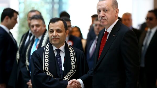 Cumhurbaşkanı Recep Tayyip Erdoğan,  AYM Başkanı Zühtü Arslan - Sputnik Türkiye