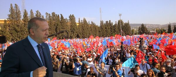 Cumhurbaşkanı Recep Tayyip Erdoğan İzmir'de - Sputnik Türkiye