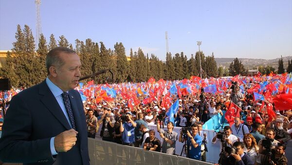 Cumhurbaşkanı Recep Tayyip Erdoğan İzmir'de - Sputnik Türkiye