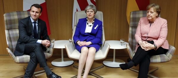 Fransa Cumhurbaşkanı Macron-İngiltere Başbakanı May ve Almanya Başbakanı Merkel Fransa Cumhurbaşkanı Macron-İngiltere Başbakanı May ve Almanya Başbakanı Merkel - Sputnik Türkiye