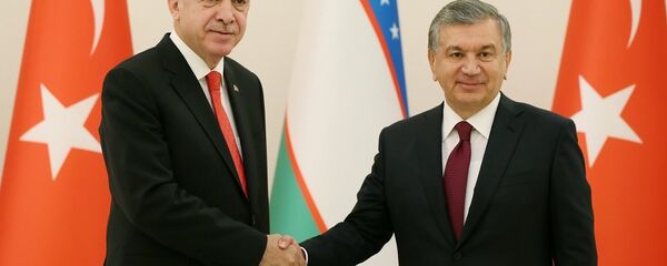 Cumhurbaşkanı Recep Tayyip Erdoğan - Özbekistan Cumhurbaşkanı Şevket Mirziyoyev Cumhurbaşkanı Recep Tayyip Erdoğan - Özbekistan Cumhurbaşkanı Şevket Mirziyoyev - Sputnik Türkiye