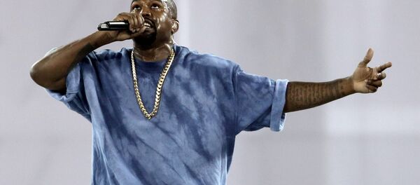 Kanye West, 2015 Pan Am Oyunları'nın kapanış töreninde, Toronto, Kanada - Sputnik Türkiye