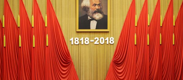 Çin'in başkenti Pekin'deki Büyük Halk Salonu'nda Karl Marx'ın 200. doğum günü etkinliği - Sputnik Türkiye
