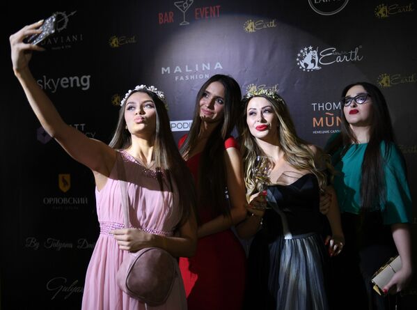 Mrs&Ms Russia Earth 2018  Güzellik Yarışması'ndan kareler - Sputnik Türkiye