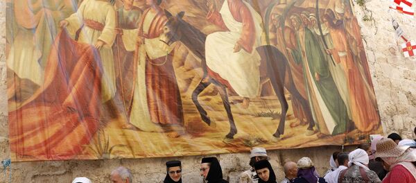 Kudüs'teki Kutsal Kabir Kilisesi'nde Ortodoks Paskalyası Kudüs'teki Kutsal Kabir Kilisesi'nde Ortodoks Paskalyası - Sputnik Türkiye