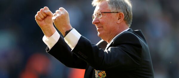 Manchester United'ın eski teknik direktörü Alex Ferguson - Sputnik Türkiye