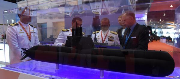 IMDEX fuarında Alman ThyssenKrupp şirketi tarafından üretilen 218SG tipi denizaltının modeli - Sputnik Türkiye