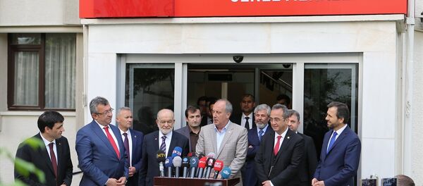 Muharrem İnce - Temel Karamollaoğlu - Sputnik Türkiye