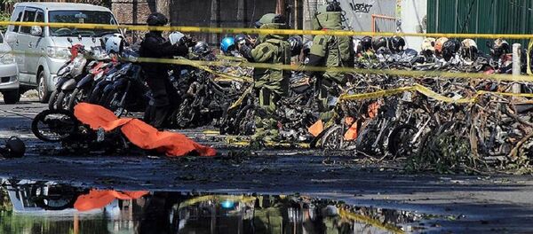 Endonezya’da 3 kiliseye bombalı saldırı - Sputnik Türkiye